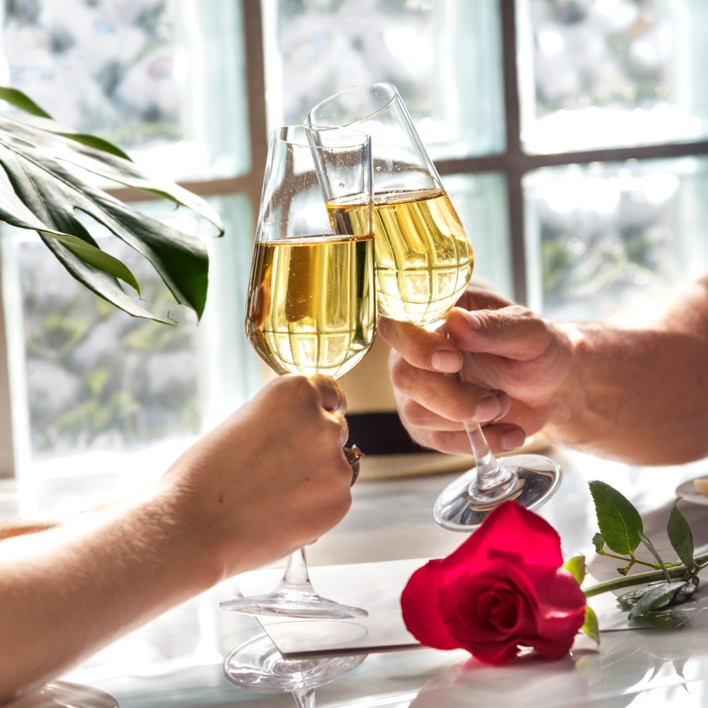 Anniversary Gift Ideas That Feel Personal and&nbsp;Thoughtful