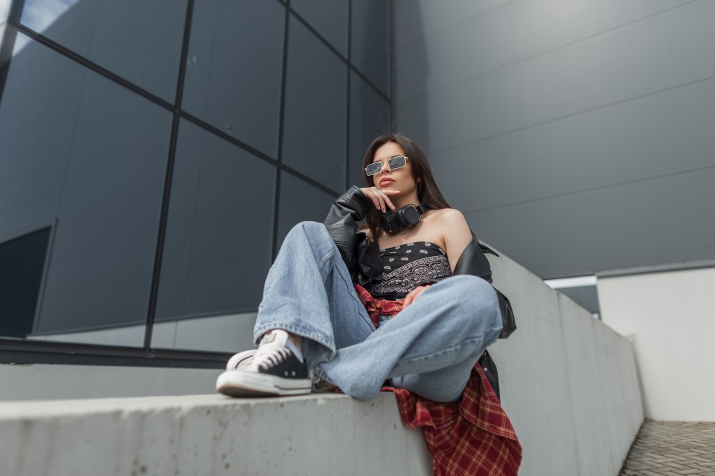 The Ultimate Guide to Acubi Fashion: Minimalism, Edge, and the New&nbsp;Y2K