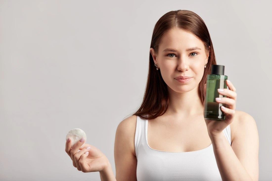Korean Essence vs Toner: What’s the Difference in Your Routine?