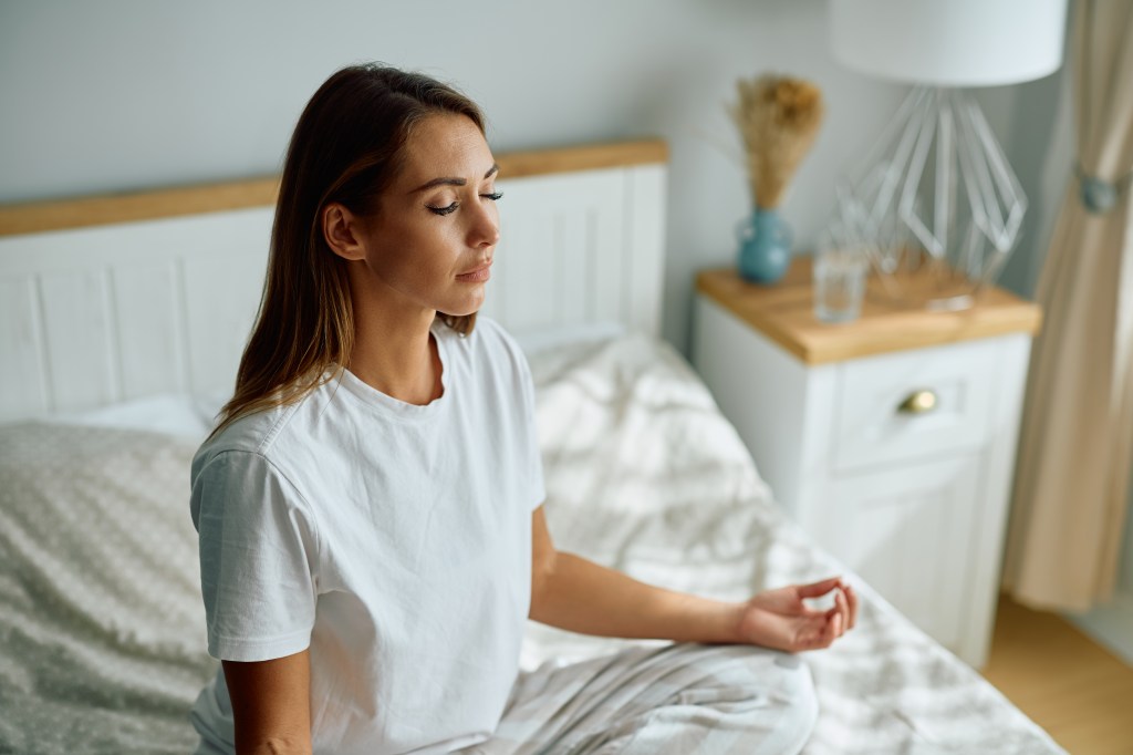 Build Healthy Sleep Habits That Support Recovery